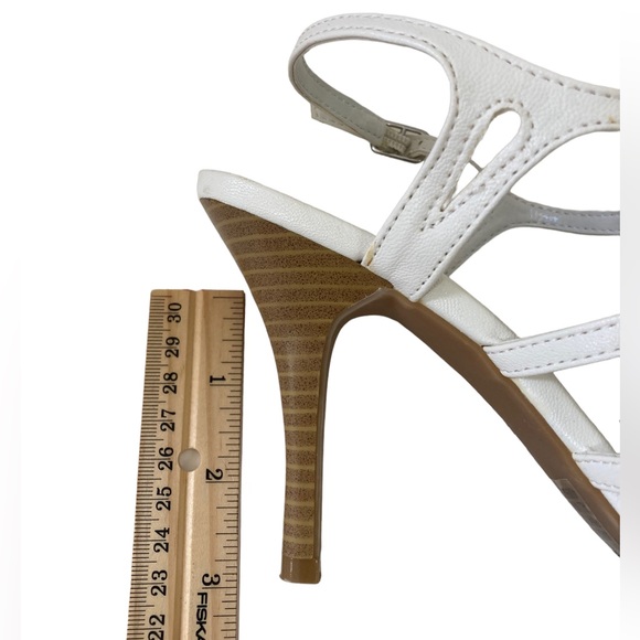 Apt 9 White heel - Picture 5 of 5